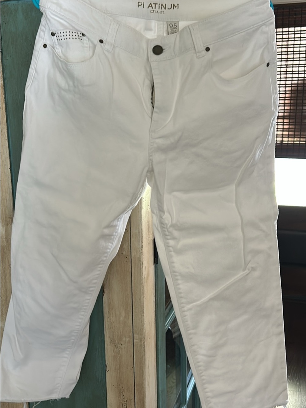 Women’s Chico’s White Stretch Jeans